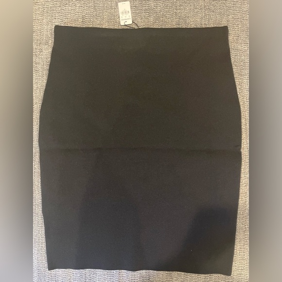 Express Sweater pencil skirt - Picture 2 of 4